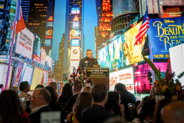 LowRes_2025RedShoeGala_167